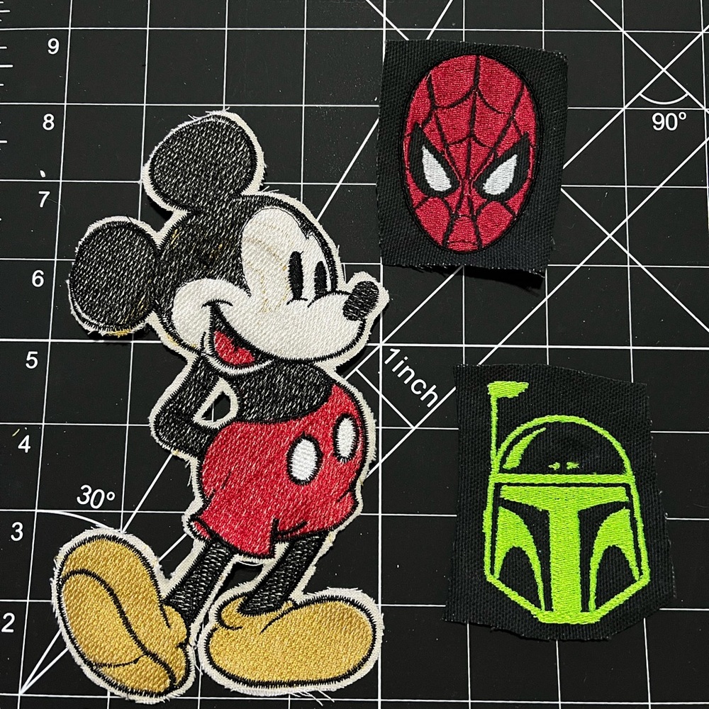 Test Sample B Grade Embroidered Patches Mickey Mouse